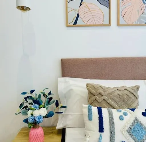 Color & Design Next To Russafa Soho Διαμέρισμα *