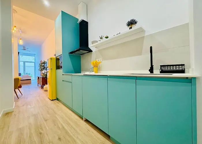 Color & Design Next To Russafa Soho Διαμέρισμα *