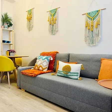 Color & Design Next To Russafa Soho Valencia