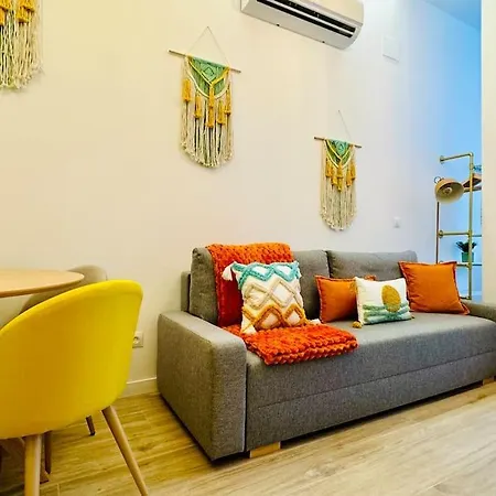 Color & Design Next To Russafa Soho * Valencia