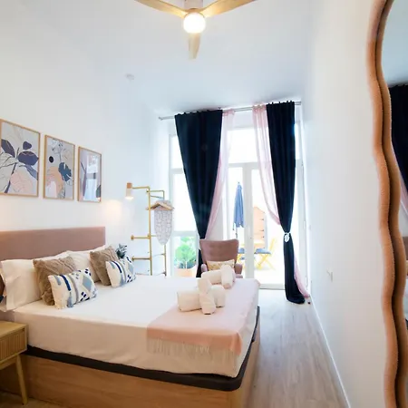Apartment Color & Design Next To Russafa Soho Valencia